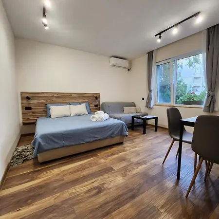 Malavi Tn1 Center Appartement Roese
